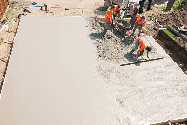 Best Concrete Driveway Installation in Livonia, LA